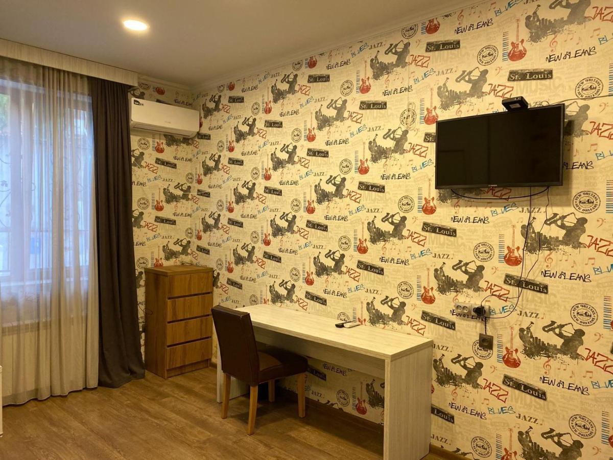 Hotel Ikalto Tbilisi Bagian luar foto
