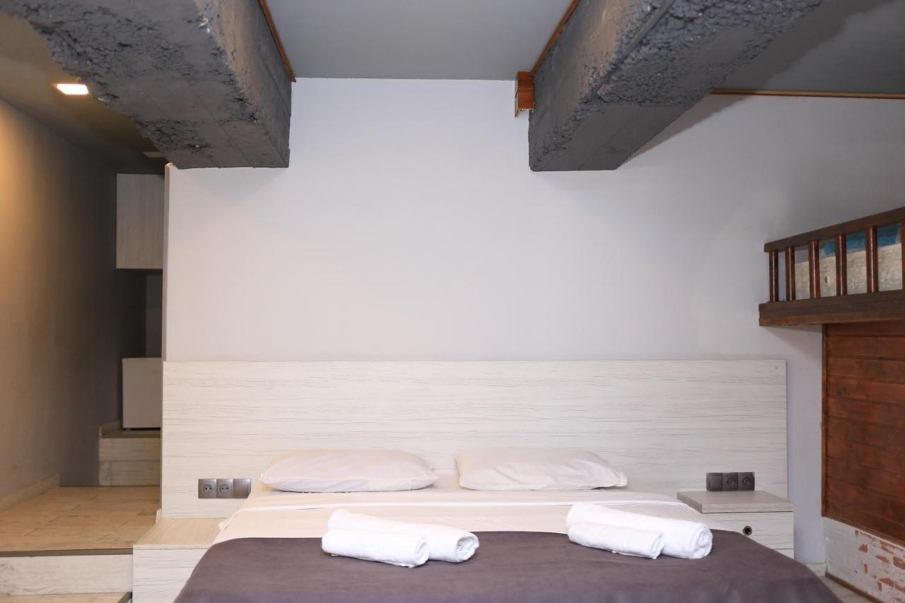 Hotel Ikalto Tbilisi Bagian luar foto